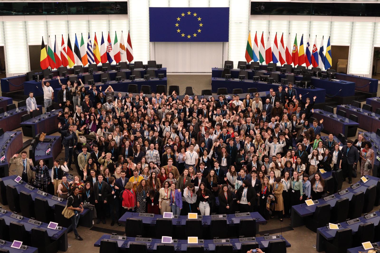 Wspólne zdjęcie wszystkich uczestników European Student Assembly 2024