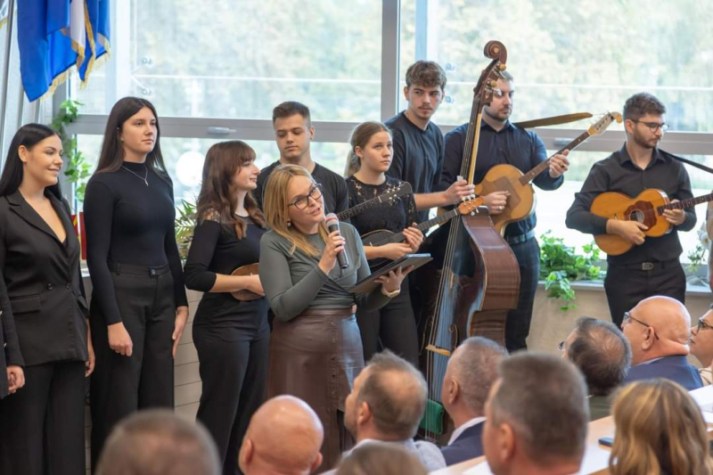 Vocal and instrumental performance by the representatives of the University of Osijek