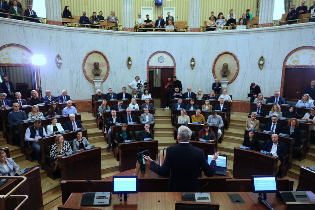 Talks in the Hall of the Silesian Parliament 