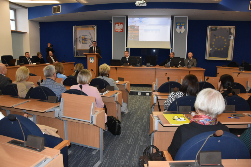 The session taking place in the Session Hall of the Częstochowa City Hall