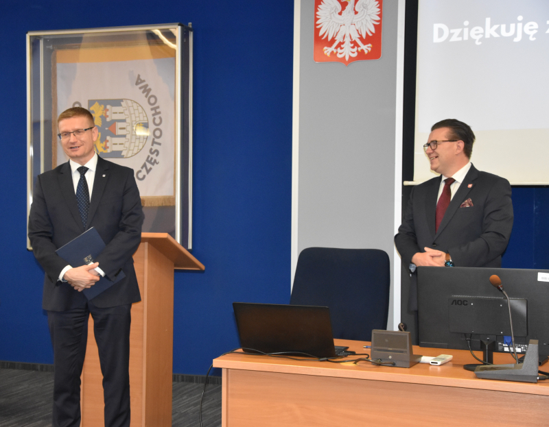 The session taking place in the Session Hall of the Częstochowa City Hall